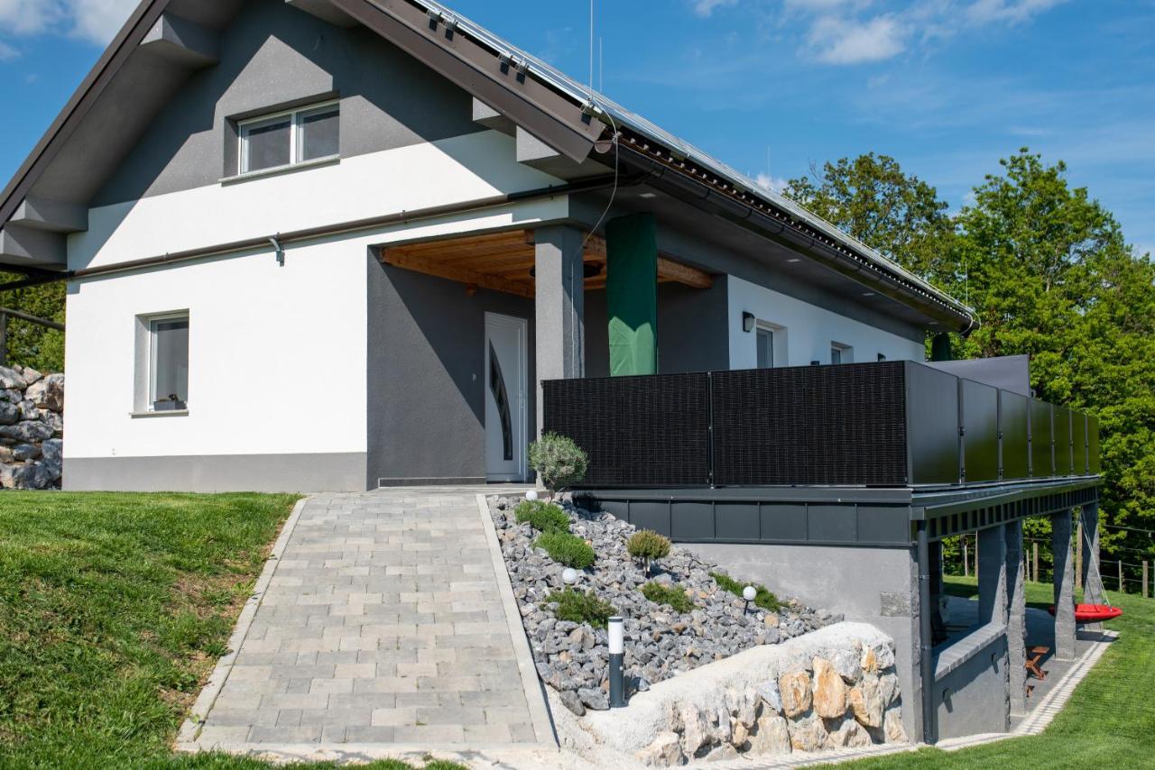 Apartmaji Gracner Dramlje Ngoại thất bức ảnh